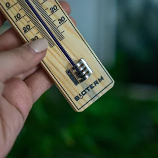 Izbový teplomer so zosilnenou ochranou kapiláry (-30 °C až +50 °C) 20 cm – photo 4