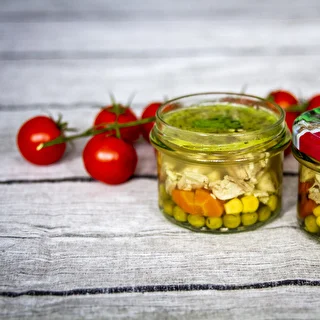 Jednoduchý pohár 235 ml (fi82) s bordovým viečkom 6 ks. – photo 6