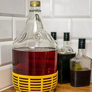 Demižón Dama.5 L so skrutkovacím uzáverom – photo 4