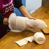 Biela údenárska sieťka s rozmermi 12,5 cm x 5 m, s tepelnou odolnosťou do 220°C - 4 ['sieťka na údeniny', ' sieťka na pečenie mäsa', ' sieťka na údenie mäsa', ' sieťka na nakladanie mäsa', ' na údeniny s dlhým zrením', ' sieťka na šunku', ' sieťka na bôčik']