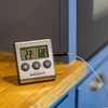 Elektronický kuchynský teplomer so sondou (0°C do 250°C) - 12 ['teplomer so sondou', ' elektronický teplomer', ' kuchynský teplomer', ' teplomer na potraviny', ' teplomer na pečenie', ' na smaženie', ' na varenie', ' na mäso', ' na koláče']