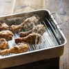 Štiepky na údenie/grilovanie, 50% jabloň + 50% buk, 450 g, kl. 8 - 11 ['údenárske štiepky', ' štiepky na údenie', ' štiepky na gril', ' štiepky na grilovanie', ' údenársky dym', ' štiepky na hydinu', ' štiepky jabloň a buk', ' štiepky mix na hydinu', ' mix štiepok z jablone a buku', ' štiepky na údenie kurčaťa', ' štiepky do údiarne', ' údenie hydinového mäsa', ' grilovanie hydiny']