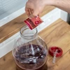 Vinárske kvasnice Burgund bez rozmnožovania, 20 ml - 3 ['kvasnice na červené vína', ' aké kvasnice na aróniu', ' kvasnice na tmavé hrozno', ' aróniové víno', ' hroznové víno', ' bez rozmnožovania', ' kvasnice v tekutine', ' vinárske kvasnice', ' domáce víno', ' čučoriedkové víno', ' víno z čiernej bazy']