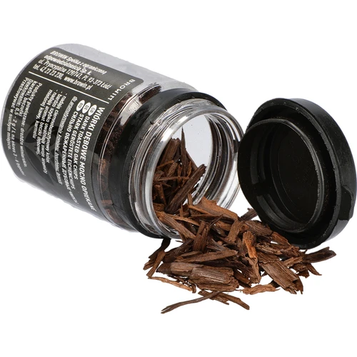 Dubové vločky silno opekané, 20g - 3 ['dubové chipsy', ' dubové chipsy silno opekané', ' dubové vločky', ' do alkoholu', ' prísady do alkoholu', ' príchute', ' dubové vločky pražené', ' dubové chipsy silno pražené', ' aromatizácia vín', ' aromatizácia pív', ' aromatizácia alkoholu', ' do bourbona', ' do brandy', ' do koňaku']