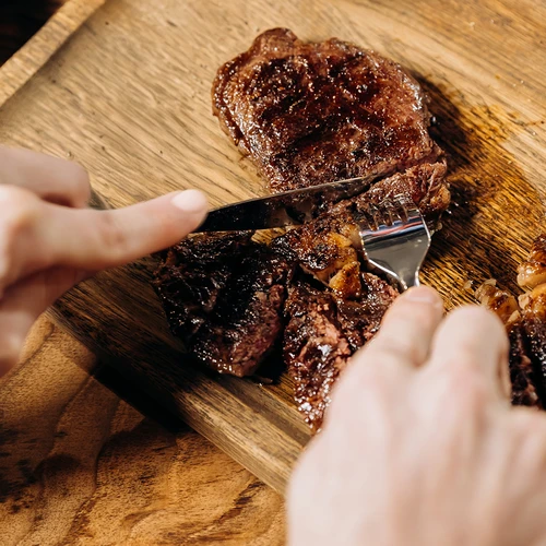 Duo Grill na mäso, zmes korenín 2 v 1, 2 x 12 g - 9 ['gril', ' koreniny a bylinky', ' koreniny na gril', ' koreniny na mäso na gril', ' grilovanie s chuťou', ' nové koreniny na grilovanie', ' dobre okorenené mäso z grilu', ' pikantná korenina na mäso', ' pikantná korenina na grilovanie', ' jemná korenina na mäso', ' jemná korenina na grilovanie', ' najlepšie na grilovanie mäsa', ' ako okoreniť mäso na gril', ' koreniny 2v1', ' mäso na gril', ' mäsové jedlá z grilu', ' chutné steaky z grilu', ' koreniny bez soli']