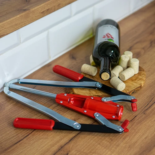 Dvojramenná kovová korkovačka "Basic" - 3 ['na korkovanie vína', ' na korkovanie fliaš', ' na korky', ' korkovačka na šampanské', ' ručná korkovačka', ' korkovačka biowin', ' korkovačka browin', ' korkovačka kde kúpiť']