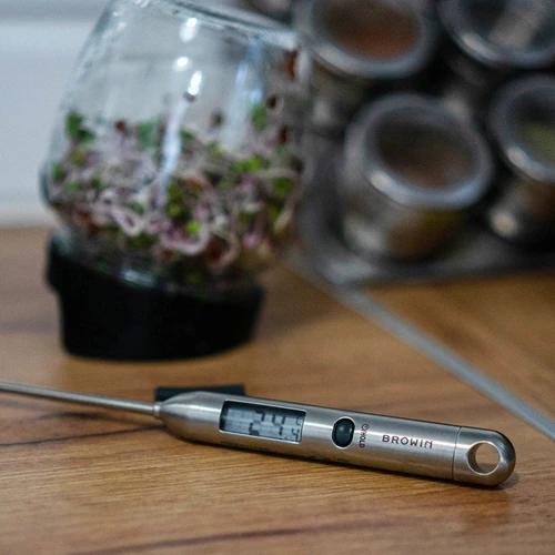 Elektronický kuchynský teplomer (-40°C do +300°C) z ocele - 3 ['kuchynský teplomer', ' kulinársky teplomer', ' potravinový teplomer', ' kulinárske teplomery', ' teplomer z ocele', ' oceľový teplomer', ' teplomer s hrotom', ' teplomer s hrotom', ' teplomer s displejom', ' teplomer na varenie', ' pečenie a smaženie']