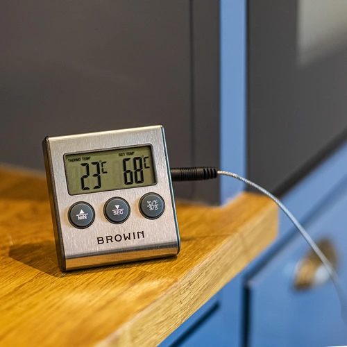 Elektronický kuchynský teplomer so sondou (0°C do 250°C) - 12 ['teplomer so sondou', ' elektronický teplomer', ' kuchynský teplomer', ' teplomer na potraviny', ' teplomer na pečenie', ' na smaženie', ' na varenie', ' na mäso', ' na koláče']