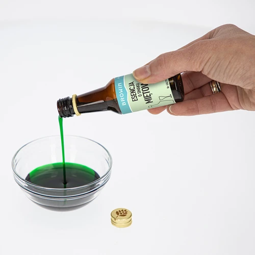 Esencia s mätovou príchuťou na 2 L - 40ml - 8 ['prípravok do alkoholu', ' aróma do vodky', ' do alkoholu', ' chuťová esencia do alkoholu', ' chuťová esencia do vodky', ' esencia mäta', ' prípravok mätový', ' esencia mätová', ' prípravok mäta', ' chuťová esencia mäta', ' chuťová esencia mätová', ' vodka mätovka', ' esencie do pálenky', ' esencia gold']