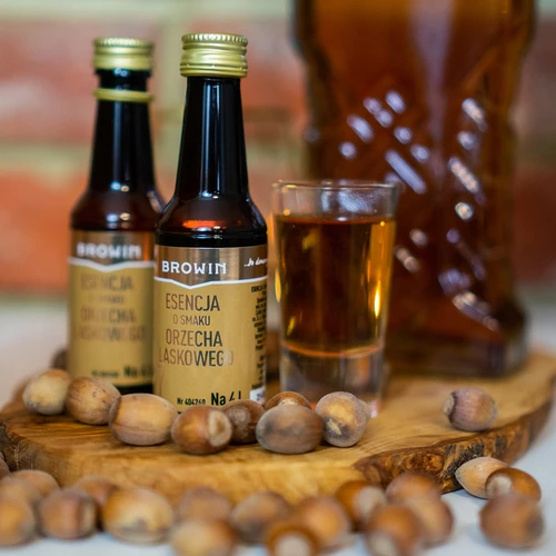 Esencia s príchuťou Lieskového Orecha na 4 L - 40 ml - 9 ['prípravok do alkoholu', ' aróma do alkoholu', ' aróma do vodky', ' chuťová esencia', ' aróma', ' prípravok orechový', ' orechová vodka', ' orechová esencia', ' aróma lieskového orecha', ' esencie do pálenky', ' esencia gold']