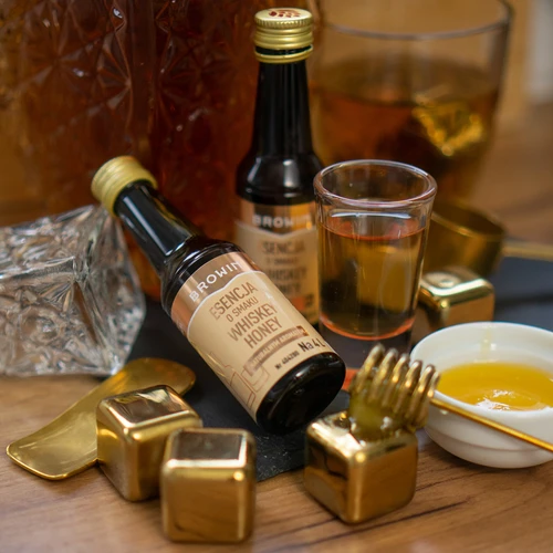 Esencia s príchuťou Whiskey Honey na 4 L - 40 ml - 10 ['prípravok do alkoholu', ' aróma do alkoholu', ' aróma do vodky', ' chuťová esencia', ' aróma do whisky', ' aróma do whiskey', ' whisky', ' whiskey', ' esencia s prírodnou arómou', ' medovník', ' medová whiskey', ' esencie do pálenky', ' esencia gold']