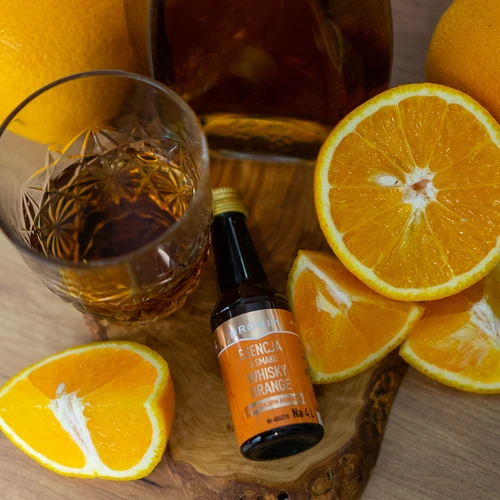 Esencia s príchuťou Whisky Orange na 4 L - 40 ml - 10 ['prípravok do alkoholu', ' aróma do alkoholu', ' aróma do vodky', ' chuťová esencia', ' aróma do whisky', ' whisky', ' esencia s prírodnou arómou', ' aróma whiskey', ' whisky s pomarančovým džúsom', ' esencie', ' esencie do pálenky', ' esencia gold']