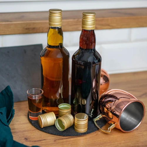 Fľaša 500 ml na vodku - 8 ks. - 4 ['fľaša na vodku', ' fľaše na vodku', ' monopolové fľaše', ' monopolová fľaša', ' monopolovka', ' monopolovky', ' fľaša 500 ml', ' fľaše 500 ml', ' priehľadné fľaše', ' priehľadná fľaša', ' fľaša na džús', ' fľaša so skrutkovacím uzáverom', ' fľaše so skrutkovacími uzávermi', ' fľaše na likéry']