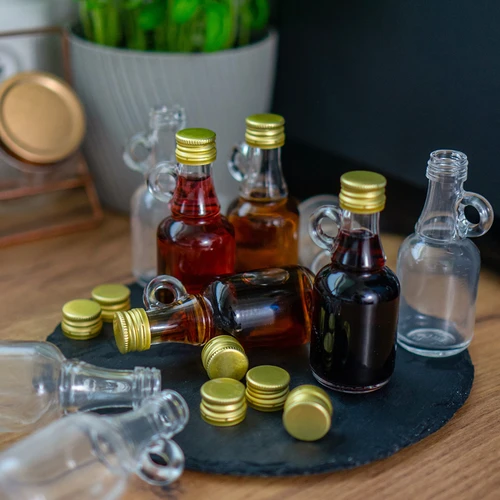 Fľaša Galónik 40ml so skrutkovacím uzáverom - 10ks. - 5 ['Galónik', ' fľaša galónik', ' fľaša na alkohol', ' fľaša na likér', ' ploskačka fľaša na likér']