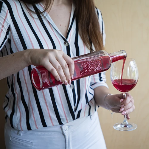 Fľaša NieWINNA 500 ml s korkom - 7 ['fľaša na likér', ' dekoratívna fľaša', ' fľaša s hroznom', ' fľaša na víno', ' fľaša na medovinu', ' fľaša na olej', ' fľaša na olej', ' fľaša s korkom', ' fľaša 500 ml', ' ozdobná fľaša', ' fľaša na darček']