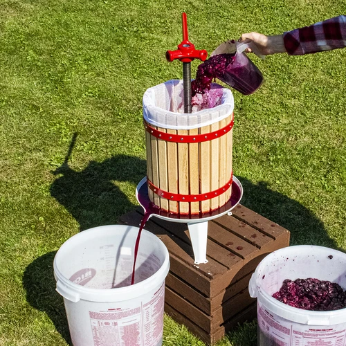 Fermentačná nádoba 30L s potlačou, 2 trubičky - 11 ['fermentačná nádoba', ' fermentačné vedro', ' fermentačné vedierko', ' fermentačné nádoby', ' fermentačná nádoba na víno', ' fermentačné nádoby na víno', ' biowin fermentačné vedro', ' browin fermentačné vedro']