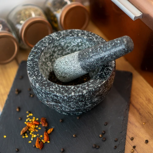 Granitový kuchynský mažiar s tĺčikom - 10 ['granitový mažiar', ' mažiar s tĺčikom', ' kamenný mažiar', ' mažiar z kameňa', ' kuchynský mažiar', ' mažiar na bylinky']
