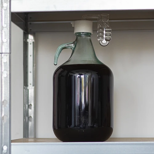 Horizontálna fermentačná trubica - nerozbitná - 9 ['plastová fermentačná trubica', ' nerozbitná fermentačná trubica', ' fermentačná trubica na balóny', ' horizontálna fermentačná trubica', ' fermentačná trubica na víno', ' bočná fermentačná trubica', ' fermentačná trubica na poháre', ' trubica na fermentáciu', ' fermentačné trubice']