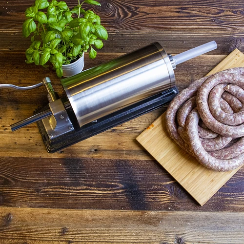 Horizontálna plnička 5 kg - 12 ['na plnenie klobás', ' na domáce klobásy', ' striekačka', ' gastronomická plnička', ' mäsiarsky nástroj', ' veľká plnička', ' plnička klobás', ' plnička údenín', ' horizontálna plnička']