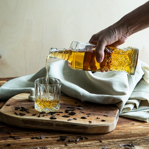 Kredencová fľaša 0,5 L s korkom - 7 ['ozdobná sklenená fľaša', ' fľaša s prírodným korkom', ' fľaša na likéry']