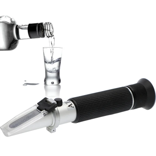 Refraktometer na alkohol - 3 ['na meranie obsahu alkoholu', ' na kontrolu koncentrácie alkoholu v kvasoch', ' refraktometer', ' výroba nápojov', ' meranie alkoholu v tekutinách', ' meracie zariadenia na alkohol', ' jednoduché meranie koncentrácie alkoholu', ' meranie alkoholu v kvapalinách bez iných prísad', ' percentá alkoholu', ' percentuálny obsah alkoholu']