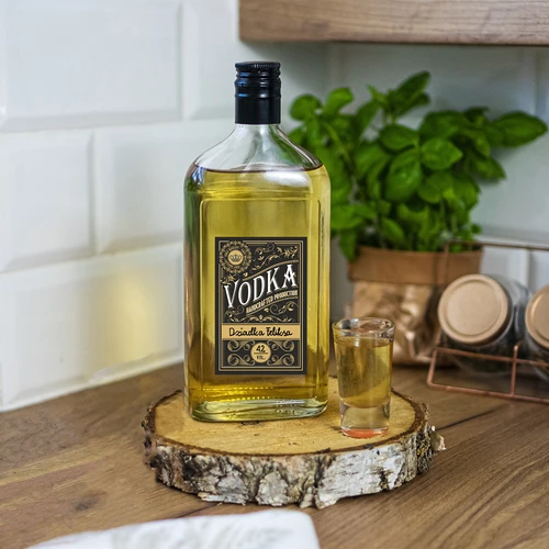 Samolepiace etikety 60x90 mm na fľaše, vodku, čierne, 20 ks. - 6 ['etikety na alkohol čierne', ' elegantné etikety', ' samolepiaca etiketa', ' etiketa na lepenie', ' papierová etiketa', ' etiketa na fľaše', ' etiketa na sklo']
