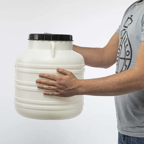 Sud Kvasenina 30L - biely, rukoväte - 9 ['sud na kapustu', ' sud na kvasenie', ' sud na kvaseniny', ' kvasenina', ' kapusta', ' uhorky', ' sud s vekom']