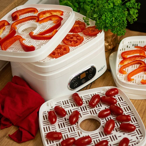 Sušička na huby, ovocie, zeleninu a bylinky s reguláciou teploty, 240W, biela - 21 ['sušička na potraviny', ' sušička na huby', ' sušené ovocie', ' sušená zelenina', ' skladovanie potravín', ' sušenie potravín', ' sušičky na potraviny', ' regulácia teploty', ' dehydrátor']