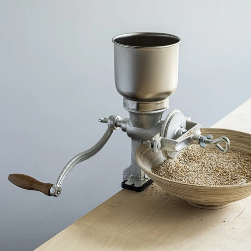 Univerzálny mlynček na obilie, stolový šrotovník - 1 kg - 7 ['šrotovník na obilie', ' šrotovník na slad', ' ručný šrotovník', ' na drvenie obilia', ' šrotovník na pivo', ' drvič na obilie']