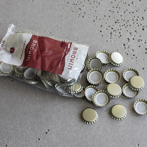 Uzávery fi 26 mm - 100 ks. - 2 ['uzávery', ' uzávery na fľaše', ' uzávery na pivo', ' uzávery allegro', ' kovové uzávery', ' uzatváranie', '']