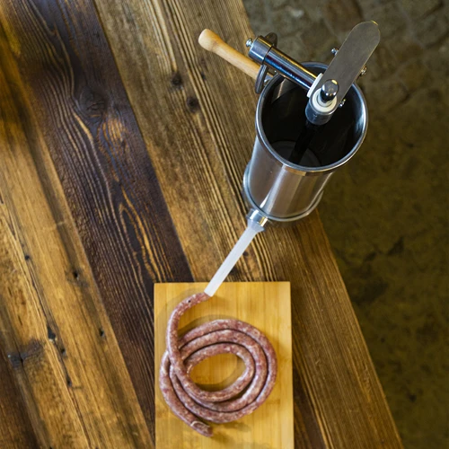 Vertikálna plnička na klobásy 5 kg - 17