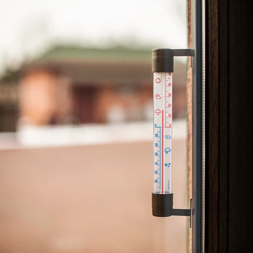 Vonkajší teplomer s transparentnou stupnicou (-70°C do +50°C) 23cm mix - 5 ['teplomer za okno', ' aká teplota', ' nalepovací teplomer', ' skrutkovací teplomer', ' čitateľná stupnica']