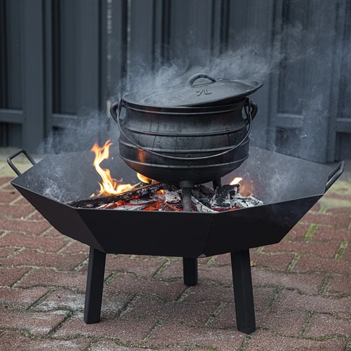 Záhradné ohnisko ø 60 cm - loftové - 20 ['ohnisko v záhrade', ' okrúhle ohnisko', ' táborák', ' pod kotlík', ' poľské ohnisko', ' maľované ohnisko', ' táborákové ohnisko', ' liatinový kotlík', ' gril', ' trojnožka', ' žiaruvzdorné ohnisko', ' čierne ohnisko', ' moderné ohnisko', ' dizajnové ohnisko']