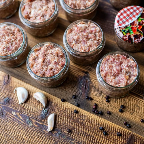 Zaváranina - zmes bylín a korenín, 30 g - 5 ['mäsová konzerva', ' zaváranina', ' klobása zo zaváraniny', ' nátierkové mäso', ' mäsová konzerva', ' korenie na zaváraninu']