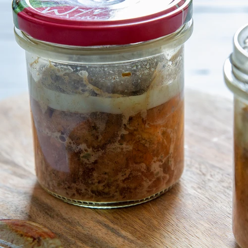 Zaváranina - zmes bylín a korenín, 30 g - 8 ['mäsová konzerva', ' zaváranina', ' klobása zo zaváraniny', ' nátierkové mäso', ' mäsová konzerva', ' korenie na zaváraninu']