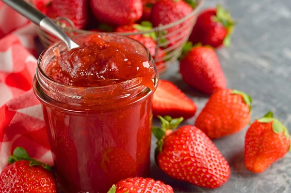 Domáci jahodový džem so zníženým obsahom cukru