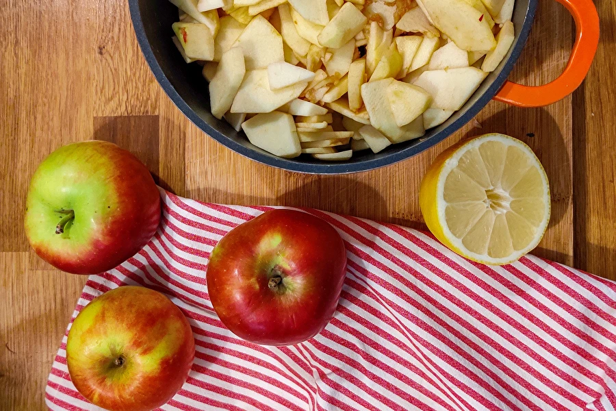 Browin Przepiśnik - Jablkové maslo – natieraj ovocne!