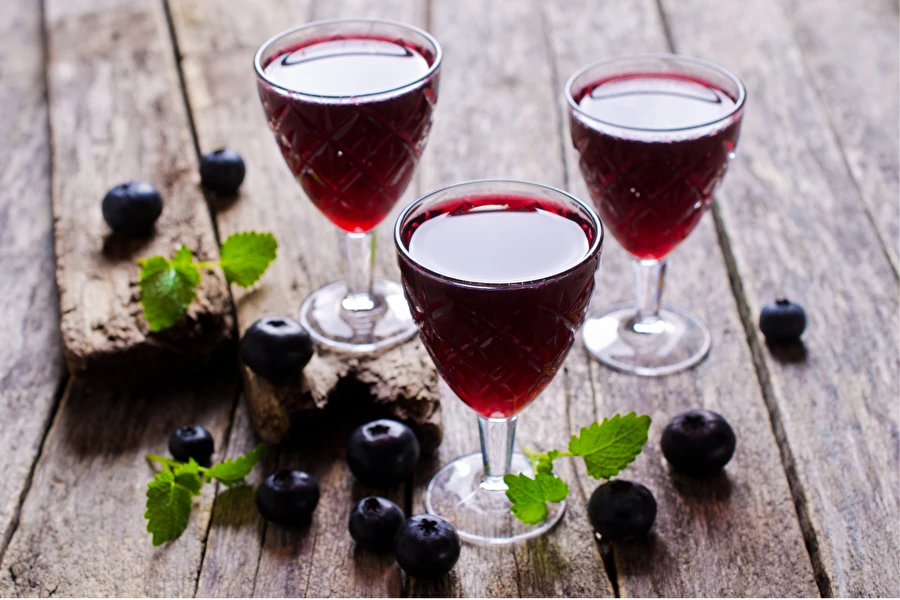 Browin Przepiśnik - Likér z kanadských čučoriedok