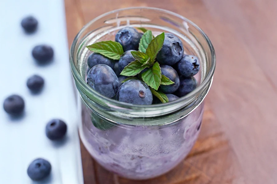 Browin Przepiśnik - Nočná ovsená kaša s čučoriedkovým džemom - rýchle a zdravé raňajky